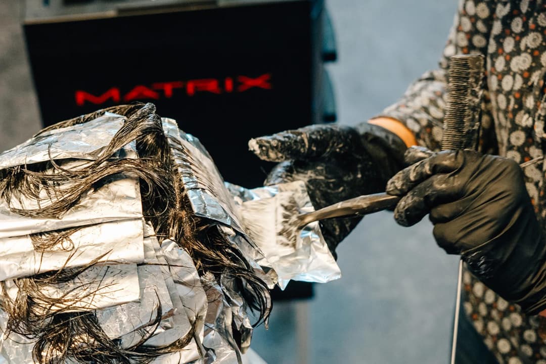 DAMEN - COLORATIONEN